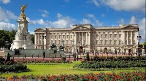 After all, you can't eat dinner on a. 50 Fascinating Facts About Buckingham Palace The Original Tour