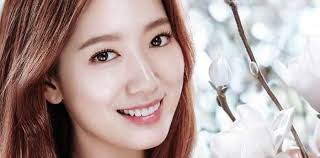 Transformasi Park Shin Hye, Aktris Korea yang Multitalenta