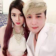 Lâm chấn khang vốn là nam ca sĩ được biết đến với danh xưng là ông hoàng youtube. Lam Cháº¥n Khang Ä'á»•i Giá»›i Tiá»ƒu Sá»­ Ca SÄ© Lam Khanh Chi