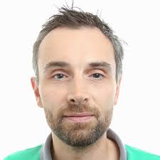 How does hot weather affect people's buying patterns?