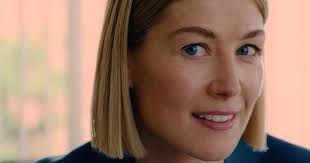 Rosamund pike is at her best in i care a lot when she fully embraces the delicious villainy of a remorseless monster. I Care A Lot Trailer Rosamund Pike Plays A Con Artist In Black Comedy On Netflix