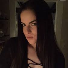 Liza Schultz's Instagram, Twitter & Facebook