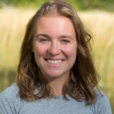 Kylie Mohr's Instagram, Twitter & Facebook