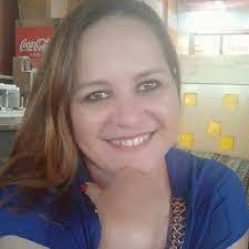 Elsa Barrientos's Instagram, Twitter & Facebook