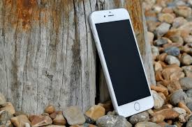 Every Iphone User Needs To Know These Smart Ways To Use Siri Iphone Camera Apps Smartphone