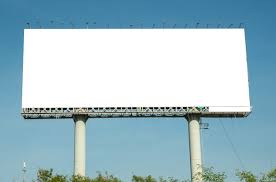 Outdoor em branco pronto para propaganda | Foto Premium