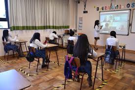 En b+safe disponemos de diferentes cámaras para continuar con las clases a distancia. La Innovadora Vivencia De Las Clases Hibridas Crecic