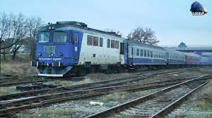 Cele mai ieftine bilete de tren de la satu mare pentru a putea fi în jur de oradea 15 30 ron. 060 Da1 62 0653 1 R4337 Oradea Carei Satu Mare Halmeu In Gara Oradea Station 23 November 2018 Youtube