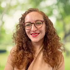 Annie Zinn's Instagram, Twitter & Facebook