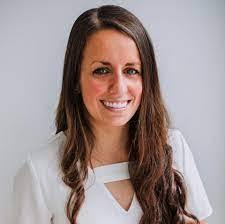 Valerie Nadeau's Instagram, Twitter & Facebook