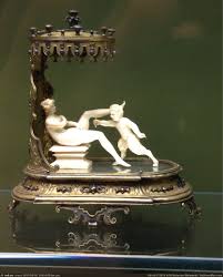 Pic. Wtf Woman Glass Statue Hermitage Magnifying Satyr Russia  Masturbating Watching, 126352B – My rWTF favs
