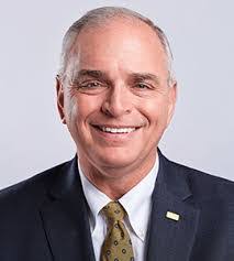 Aaron Gurnsey's Instagram, Twitter & Facebook