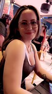 Corrina Snell's Instagram, Facebook & TikTok