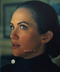 she was already suspecting him also pls ignore the glitches i tried  #hauntingofhillhouse #theocrain #theocrainedit #kateseigel #tiktok #fyp