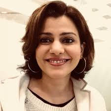 She is the primary anchor of left, right & centre on ndtv 24x7. Nidhi Razdan Of Ndtv Twists Piyush Goyal S Statement To Claim Railways Failed In Fulfilling Jobs Creation Promise