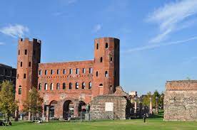 In its present form, the gate dates back to the 16th century spanish walls of milan; Porte Palatine L Anima Romana Di Torino Tedxtorino