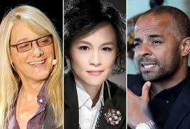 11 Leading Out Executives Around the World