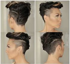 Iro Fur Frauen Haarschnitt Strahnen Hairstyles Irokesenschnitt Blonde Pixie Schnitte Mohawk Frisur