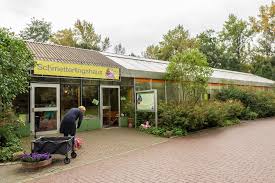 Bitte beachten sie, dass nur 20 personen gleichzeitig das schmetterlingshaus besuchen dürfen. Das Schmetterlingshaus Im Maximilianpark Bonen