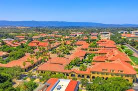 Boston and san diego can claim some footing, but silicon valley is truly the hub for technological innovation, says kpcb partner beth seidenberg. Stanford University Antenne Redaktionelles Foto Bild Von Schacht Campus 125967471