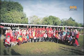 Di melaka, beliau telah membunuh 74 orang yang mengamuk. Sukan Tahunan Smk Seri Mahkota Meriah Dengan Pelbagai Acara Sukan Melaka Gps Bestari