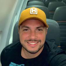 Os Barões da Pisadinha