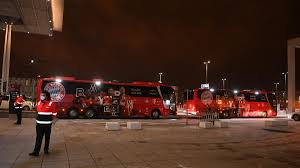 Die bayern nehmen laut den fans nur aus wirtschaftlichen. 7l9udnmbzoguym