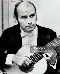 86 Julian Bream Photos & High Res Pictures