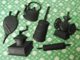 Get it as soon as fri, apr 23. Mid Century Black Metal Kitchen Wall Hangings Sexton Set Of 6 Metal Wall Hangings Kitchen Wall Hangings Metal Kitchen