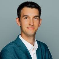 Dani Haag's Instagram, Twitter & Facebook