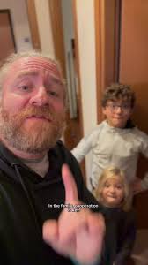 Collaboration at home is key for @Diego Di Franco aka Il Meraviglioso Mondo  dei Papà and Indesit Push&Go makes it simpler. With a single gesture you  can select the programme and temperature and start ...