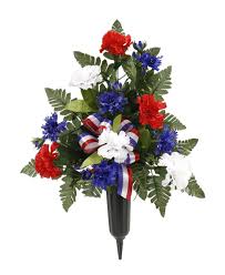 (1) the fact that they delivered them to carlisle barracks was a godsend, i did not have time in my schedule to pick them up and do the thousands of other small tasks. Royers Flowers