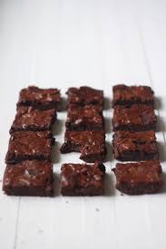 Nuodėmingieji Sokoladiniai Brownies Sinful Fudgy Chocolate Brownies Fudgy Chocolate Dessert Recipes Eat Dessert