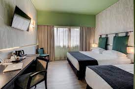 You have to register your car at the hotel to avoid a fine. Hotel In Florence Bw Plus Chc Florence Florence