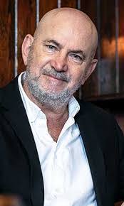 Mike Stevenson's Instagram, Twitter & Facebook