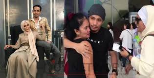 Mark ni pernah banyak kali cakap kat aku untung la you bini cantik dan dia ni selalu borak dengan bini aku.kalau aku datang ambik stok mesti tanya wife aku ada tak datang sekali.ha ha aku ni bukan la kaki jealous sangat.aku selalu kata ada tu dalam kereta.kang dia tolong aku angkat stok sempat la. Video Saya Nak Masuk Islam Tapi Mak Saya Menangis Mark Adam Cerita Kisah Peluk Islam Yoy Network