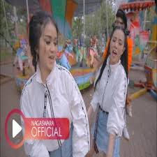 Tiktok cantik dan montok 10 nonton sampai selesai ada yang hot jangan lupa klik tombol ikuti , sukai halaman ini , komen , dan di share (bagikan) ke teman fb fan grup fb. 2tiktok From Indonesia Popnable