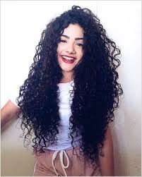 Every Girl Wants To Be Wonderful At Prom Nights No Look Is Complete Without A Proper Hairstyle Haircoloridea Sac Stilleri Kivircik Sac Sac Modeli Egitimleri