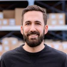 Its funny how the most successful people, including those still very much  in the game and running large orgs tend to respond to emails with 'You free  now?'....