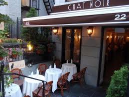 Puppies Welcomed On The Terrace Nyc Restaurants Outdoor Decor Puppy Invitations