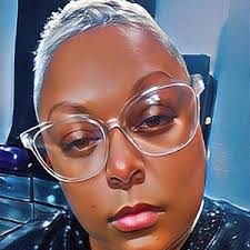 Amber Eldridge (@amber_e_78)