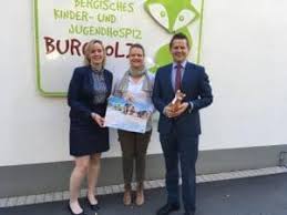 Deutsche bank vorübergehend lüttringhauser straße 29. Deutsche Bank Unterstutzt Drei Gemeinnutzige Wuppertaler Institutionen Wuppertal Total Aktuelle Nachrichten Und Lokale News