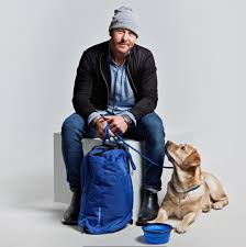 Hundcoachen fredrik steen har med sig valpen majvor till. Agria Och Fredrik Steen Lanserar Kollektion Med Smarta Hundprylar Sak Liv