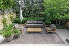 Последние твиты от the courtyard garden (@courtyard152). Courtyard Garden Design With An Elegant Walled Space With Yorkstone Wo