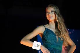 People who liked amandine petit's feet, also liked En Images Amandine Petit 23 Ans Representera La Region Normandie A L Election De Miss France 2021 Cote Manche