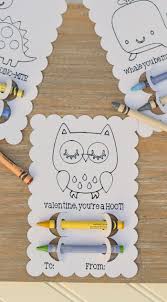 Diy Crayon Classroom Valentines With Cricut Explore Air 2 And Card Stock Cricut Valentines Projects Cricut Valentine Ideas Classroom Valentine