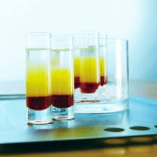 Shooter Croque Mort Undertaker Recettes Du Quebec Jagermeister Cocktails Shot Glass