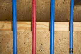 The crosslinking of hdpe makes bridges among each polyethylene it's cheaper compared to type a and can also expand to withstand cracking in freezing water. Pex Vs Copper Which Plumbing Material Is Better Tubomart