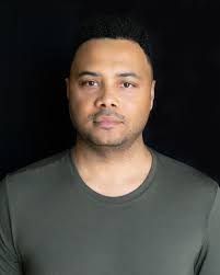 Spin the Bottle: The Kiss of Death (2011)