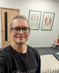 I've got a couple of ideas I'd love to throw out to fellow **local business  owners**, and I'd really like your thoughts. 💡 **1️⃣ ** **I'm thinking of  hosting a monthly meet-up (